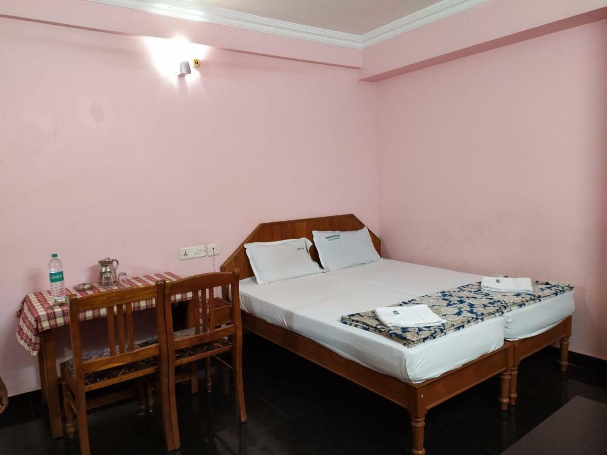 Manjalikulam Tourist Home Thiruvananthapuram Exteriör bild