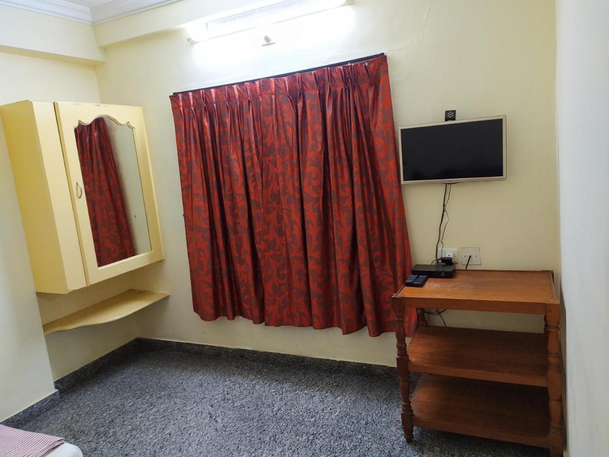 Manjalikulam Tourist Home Thiruvananthapuram Exteriör bild